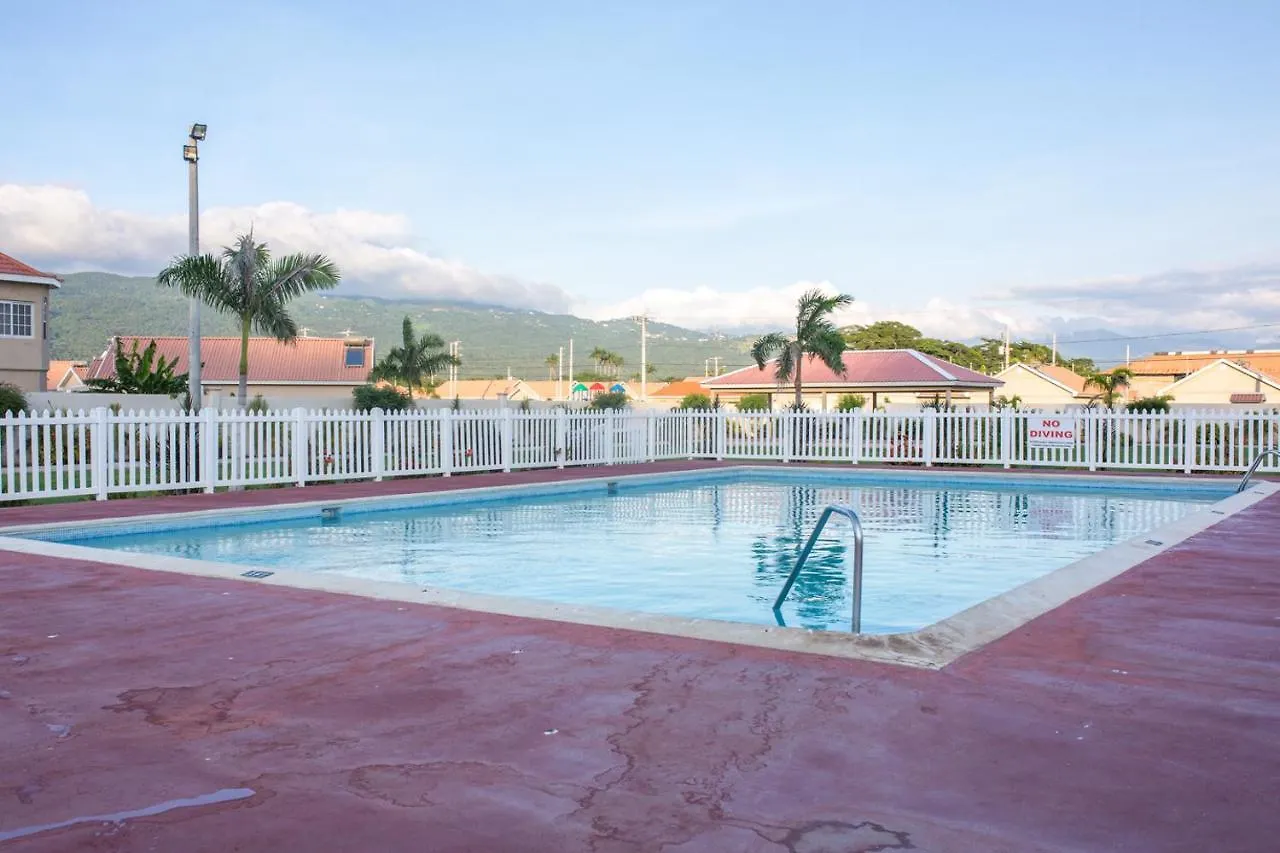 Ellis Caymanas Caymanas Estate Country Club Rental Management 0*, Ellis Caymanas