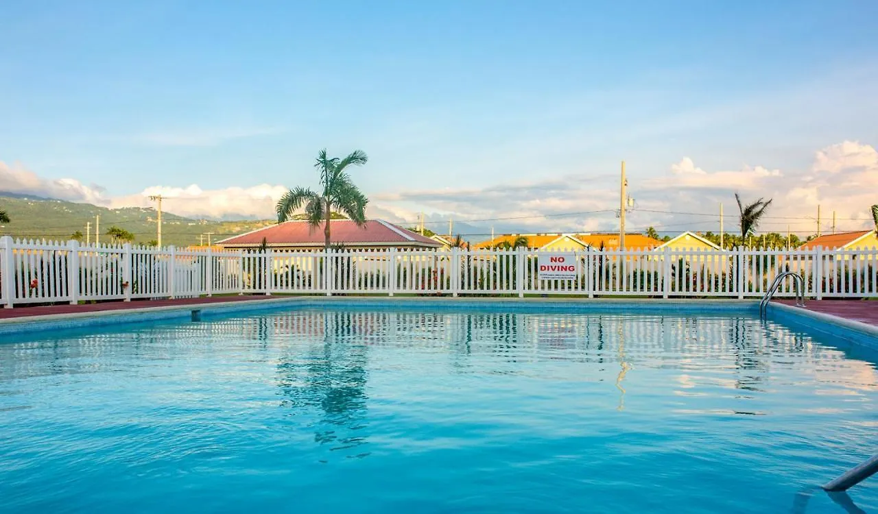 Ellis Caymanas Caymanas Estate Country Club Rental Management جامايكا
